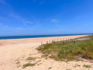 Paraiso junto al mar, 3 hab, piscina y padel