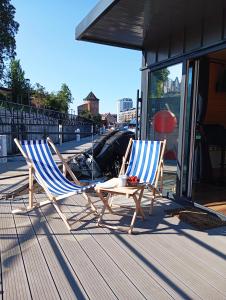 Dom Na Wodzie Houseboat