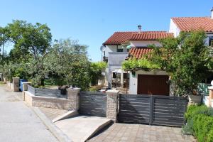Apartman Sara