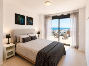 Modern Apartment-Sea View