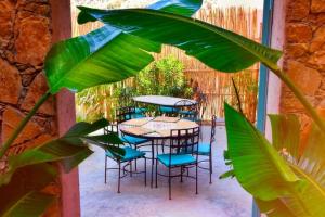 HoneyPath Atlas & Ocean Retreat