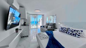 Apartment on the Beachfront in Patalavaca