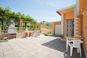 Studio Limona Baška
