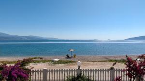 Sea Pearl - Luxury Beachfront Maisonette