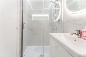Modern 1-Bed Flat on Cathays Terrace with Garden