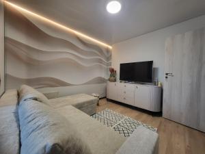 Newly Renovated Apartment