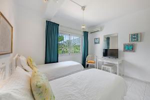 GOLF TOWN HOUSE IN ALOHA WITH POOL&GARDEN, Marbella