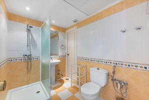 GOLF TOWN HOUSE IN ALOHA WITH POOL&GARDEN, Marbella