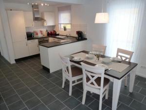 Fewo-15-0-N-Ferienwohnung-in-Graal-Mueritz