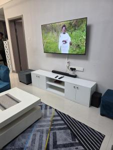 Pazoori Stays at Sabaki with Swimming pool