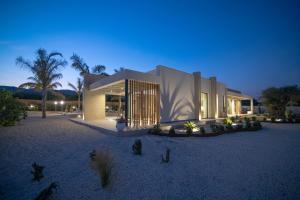 Villa Odette Avola - Heated Pool, Spa & Gym
