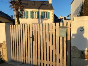 Maison sur la plage du port