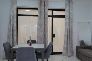 Dante Apartment - 5 minutes from Arena