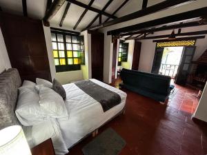 Casa Lussian in Leyva Colonial House Near Plaza