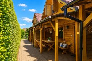 Cottages for 4 people with a swimming pool