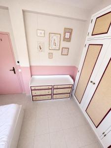 3 bedroom house near the beach Vau -Complete House