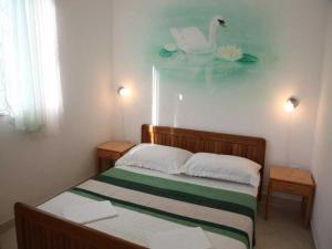 Srima Villa Steps from Sandy Beach