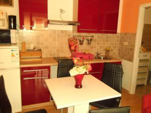 Sea View Apt with Terrace Kitchen