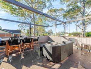 Grays at Denhams Luxury by the beach