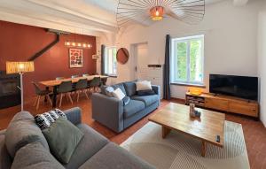 Beautiful Home In Villespassans