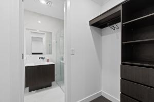 Brand New Guest House, Modern, Stylish & Comfortable