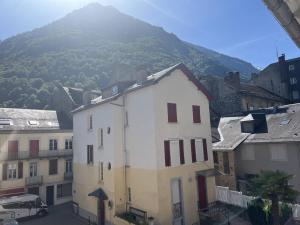 Appartement cosy au cœur de Cauterets - 4 pers. - FR-1-812-163
