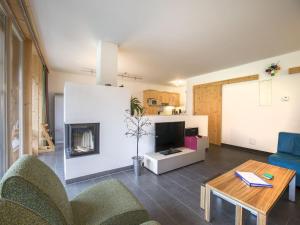 Cozy Alpine Retreat in Wald im Pinzgau