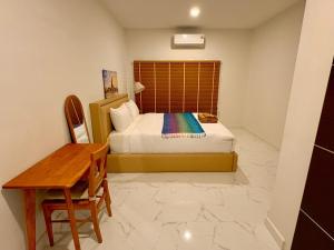 177 Jins Cozy Airport Home