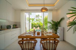 Canggu 2BR Greenwall Pool Villa By Bali Bliss Properties