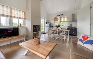 3 Bedroom Stunning Home In Noordwijk