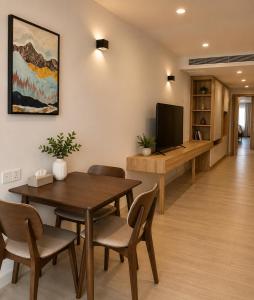 Gold Coast BeachFront Apartment Nha Trang