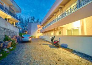 Ooty Mountain Bliss by VOYE HOMES