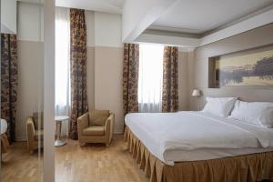 Opera Hotel