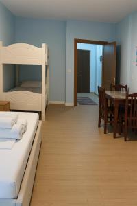 Eni Apartments 4
