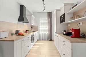 Casa Dika Pool & Lounge - Happy Rentals