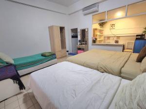Sea View Jomtien Guest House