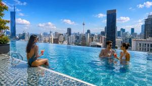 Infinity Pool Axon Residence near by Orion Hotel