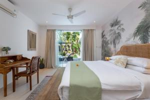 Villa Saffira, Seminyak - Pool, Garden, Rooftop - Walk to Beach and Cafes!