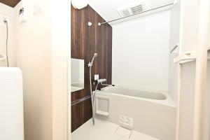NY Hotel Premium 2 新宿3階建て4室1バスルーム1シャワー3トイレ