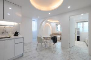 beautiful interior in hongdae area 2bedroom