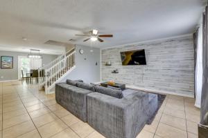 Pets Welcome! Wilmer Haven w Private Yard & Patio