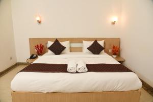 Hotel The Emporio A Boutique Rooms Near Anand Vihar Vaishali