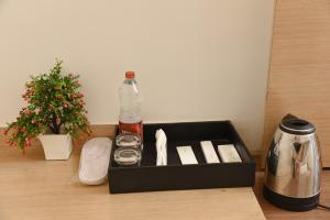 Hotel The Emporio A Boutique Rooms Near Anand Vihar Vaishali