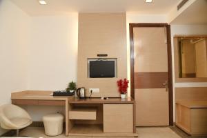Hotel The Emporio A Boutique Rooms Near Anand Vihar Vaishali