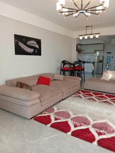 Jkia Airport beautiful studio next to 67hotel