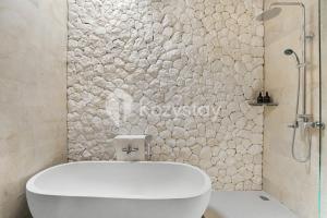 Navra Villa by Kozystay - Canggu