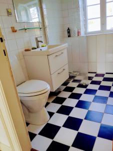 Holiday Cottage With A 90-Degree Sea View