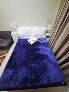 Comfort Homey Studio with Fresh Mountain Air by Cherisias Hideaway