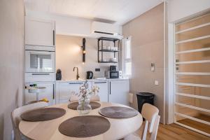 Sunny Stay Near Oura Beach