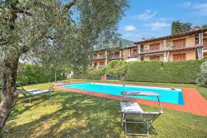 Julias House lakeview & shared pool - Happy Rentals